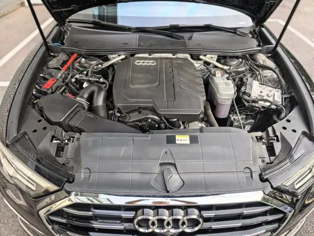 Audi A6L — Фото автомобиля 9