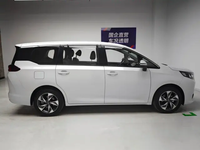 GAC Trumpchi M6 — Фото автомобиля 7