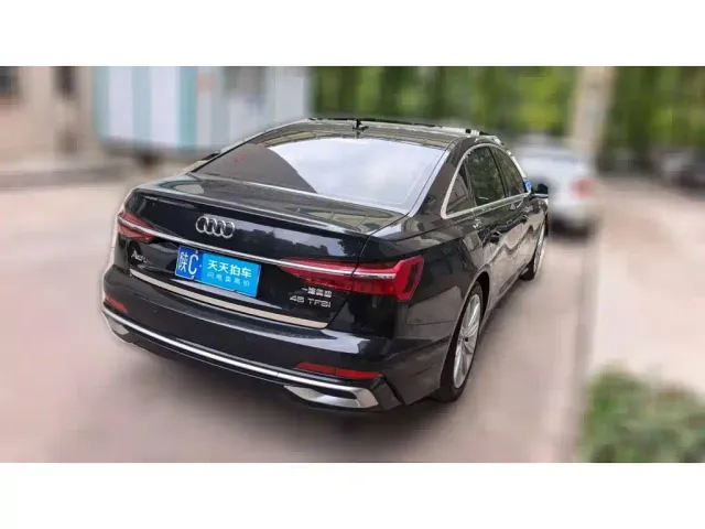 Audi A6L — Фото автомобиля 2