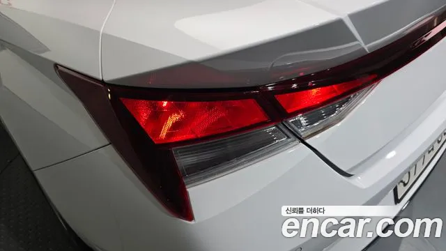 Hyundai AVANTE Avante (CN7) — Фото автомобиля 22