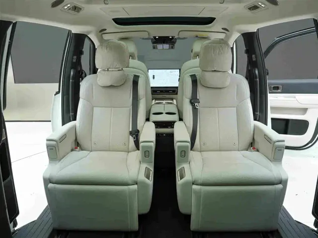 Li Auto MEGA — Фото автомобиля 18
