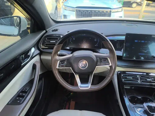 BYD Qin PLUS — Фото автомобиля 10
