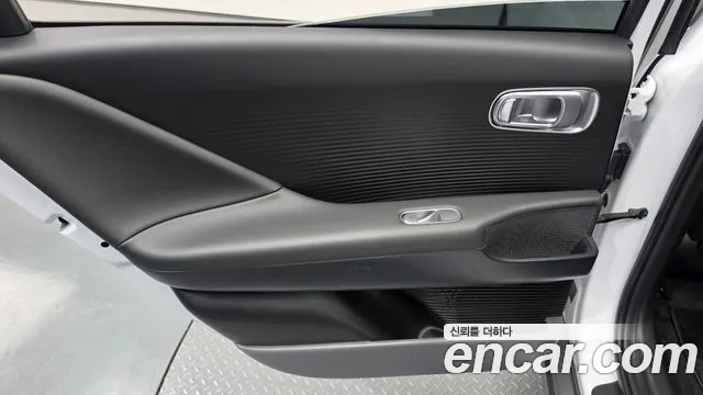 Hyundai Ioniq 6 — Фото автомобиля 14