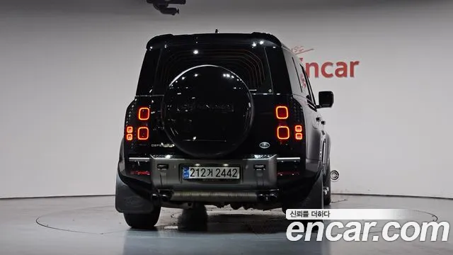 Land Rover Defender L663 — Фото автомобиля 3