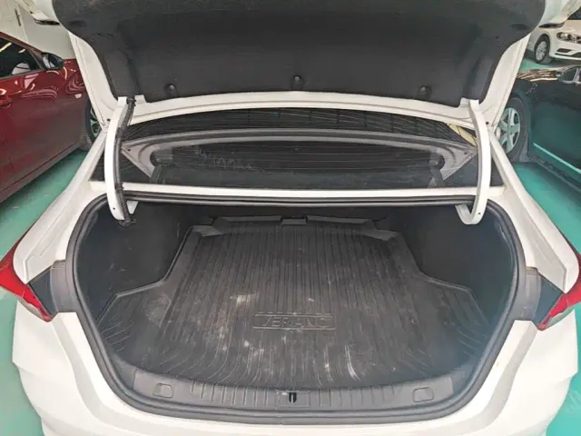 Buick Verano — Фото автомобиля 18