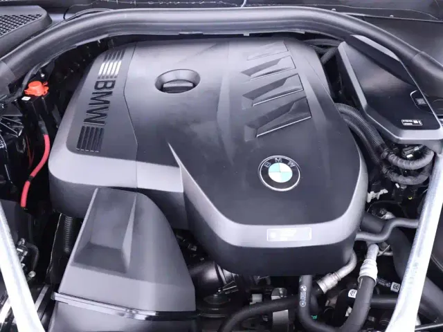 BMW 5 Series — Фото автомобиля 24
