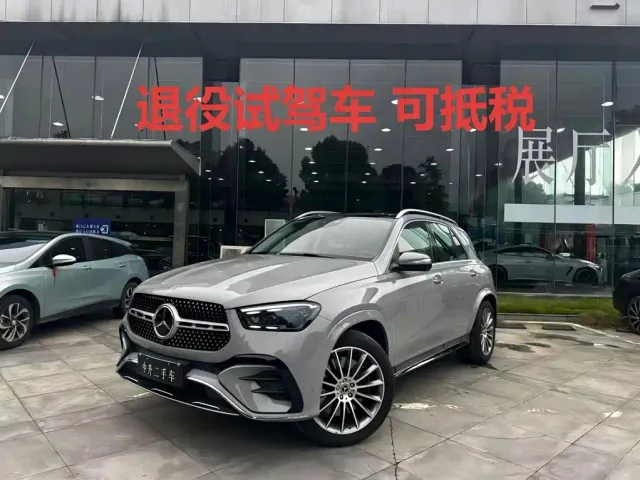 Mercedes-Benz GLE-Class — Фото автомобиля 2