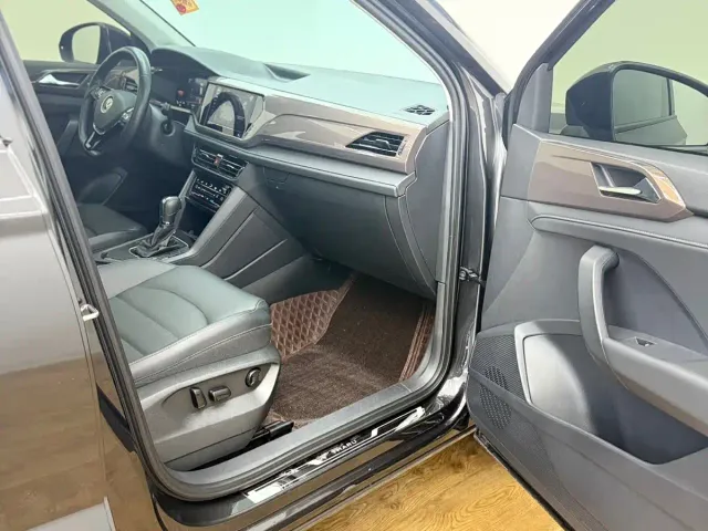 Volkswagen Tharu — Фото автомобиля 12