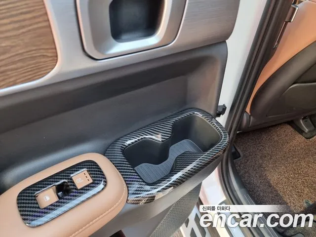 Hyundai Santa Fe MX5 — Фото автомобиля 9