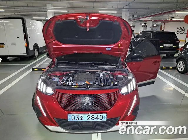Peugeot 2008 Generation 2 — Фото автомобиля 6