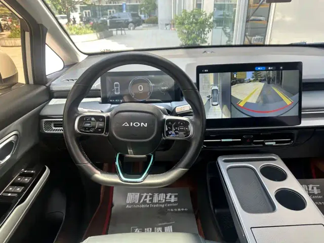 GAC Aion Y — Фото автомобиля 9