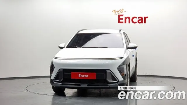Hyundai Kona Kona (SX2) Бензин 1.6 турбо 2WD — Фото автомобиля 3