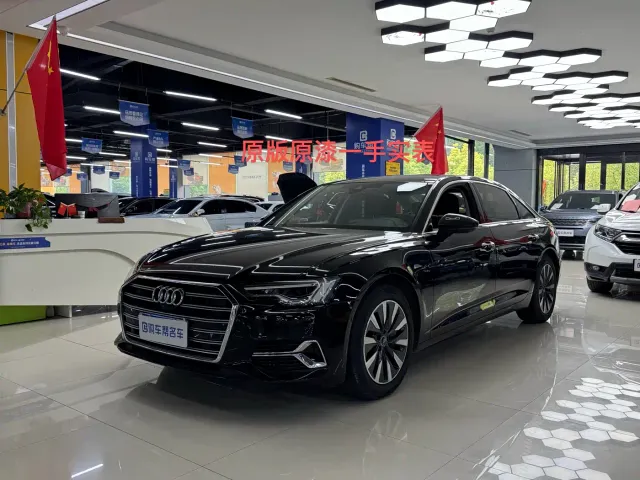 Фотография автомобиля — Audi A6L