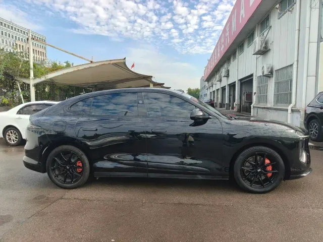 IM Motors LS6 — Фото автомобиля 3