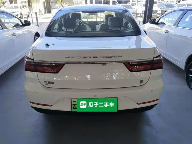 BYD Qin — Фото автомобиля 5