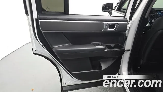 Hyundai Santafe Бензин 2.5T 2WD — Фото автомобиля 22