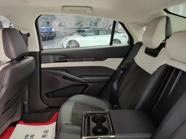 Ford Mondeo — Фото автомобиля 24