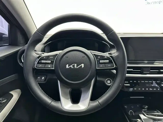 Kia K3 — Фото автомобиля 10