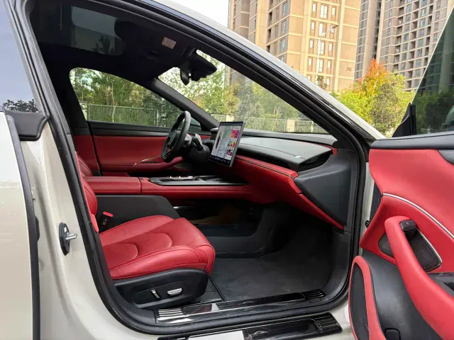 Xiaomi SU7 — Фото автомобиля 4