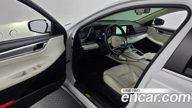 Hyundai Grandeur Новый Grandeur IG — Фото автомобиля 9