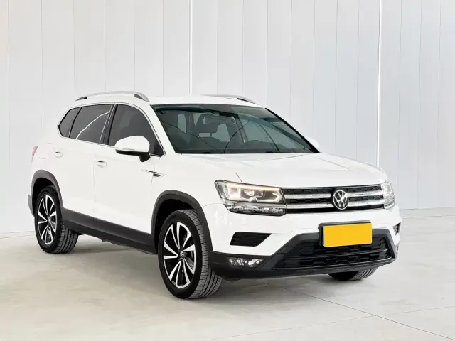 Volkswagen Tharu — Фото автомобиля 3