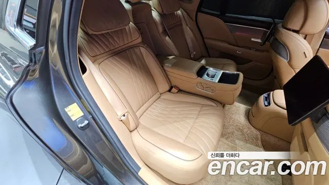 Genesis G90 Бензин 3.5 Turbo 2WD — Фото автомобиля 6
