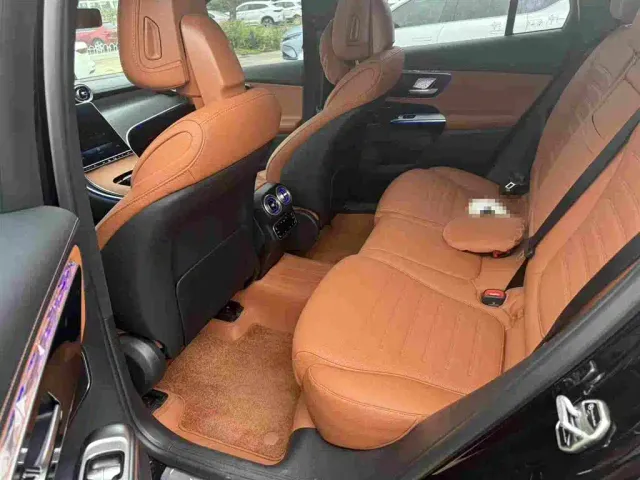 Mercedes-Benz Mercedes-Benz GLC 2026 GLC 260 L 4MATIC Luxury Edition — Фото автомобиля 4
