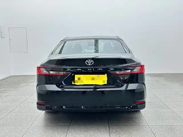 Toyota Camry — Фото автомобиля 5