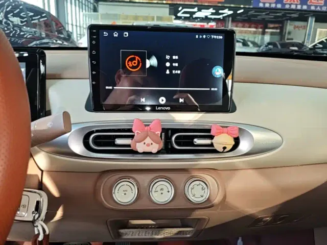 Wuling Hongguang Mini EV — Фото автомобиля 12