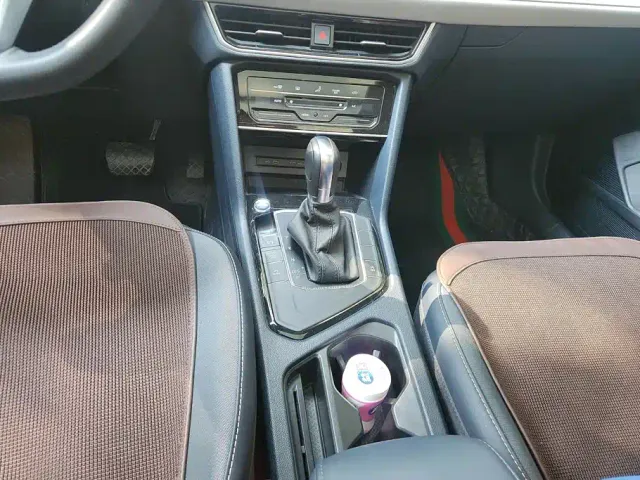 Volkswagen Tharu — Фото автомобиля 16