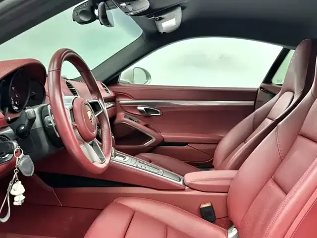 Porsche 718 — Фото автомобиля 11