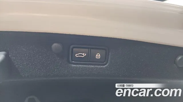 Hyundai Grandeur Новый Grandeur IG — Фото автомобиля 12