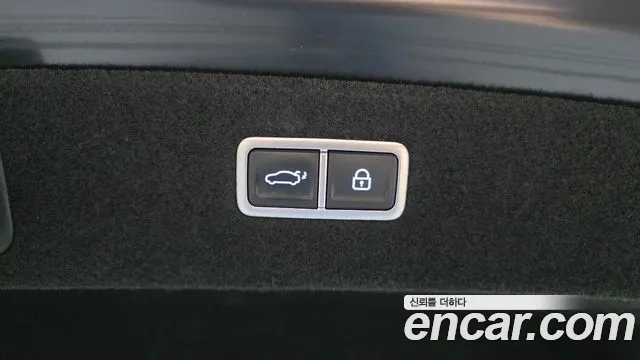 Genesis G90 Бензин 3.5 турбо AWD — Фото автомобиля 20