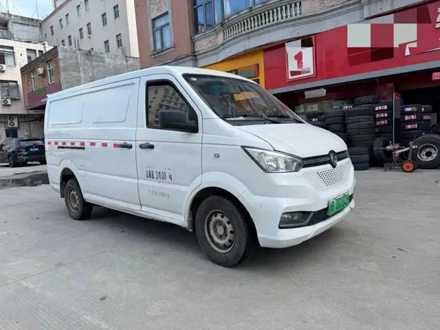Dongfeng Yufeng Yufeng EM26 — Фото автомобиля 3