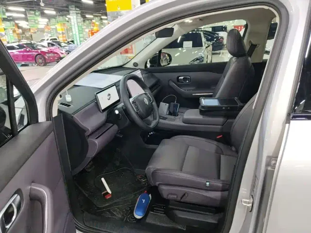 Leapmotor Leapmotor C16 2024 Extended Range 200 Premium Edition — Фото автомобиля 14