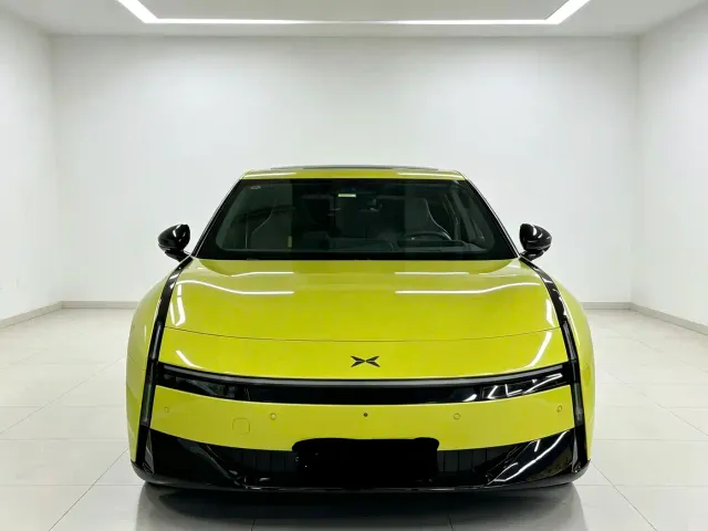 Xpeng P7 — Фото автомобиля 2