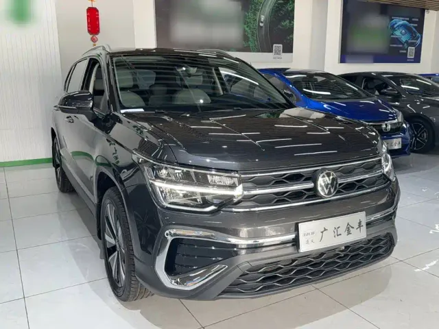 Volkswagen Tharu — Фото автомобиля 10