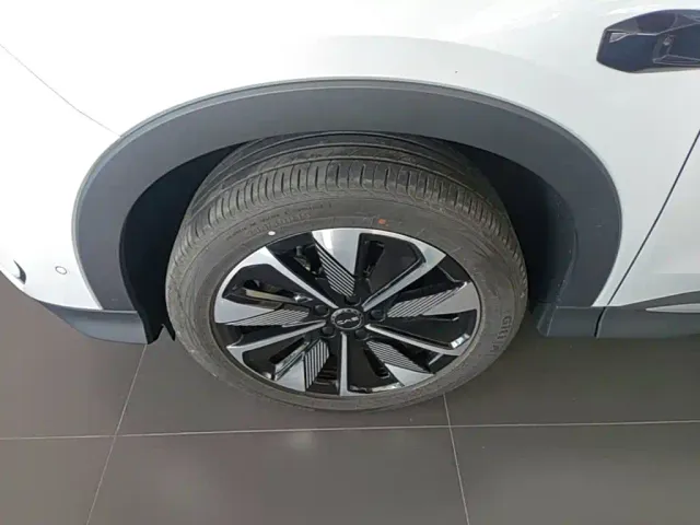 BYD Song PLUS — Фото автомобиля 22