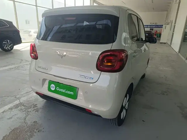 Wuling Hongguang Mini EV — Фото автомобиля 6