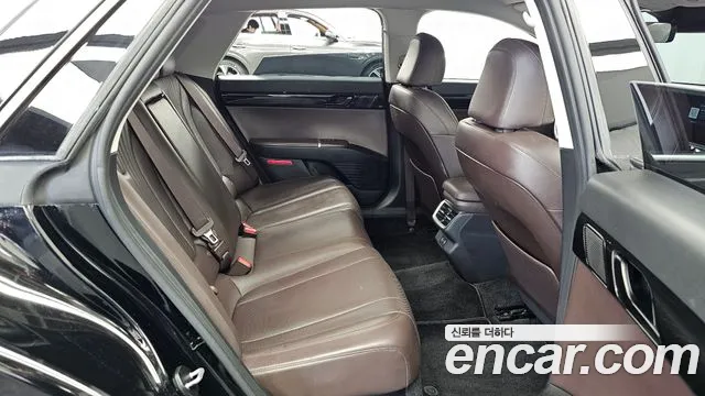 Hyundai Grandeur GN7 — Фото автомобиля 18