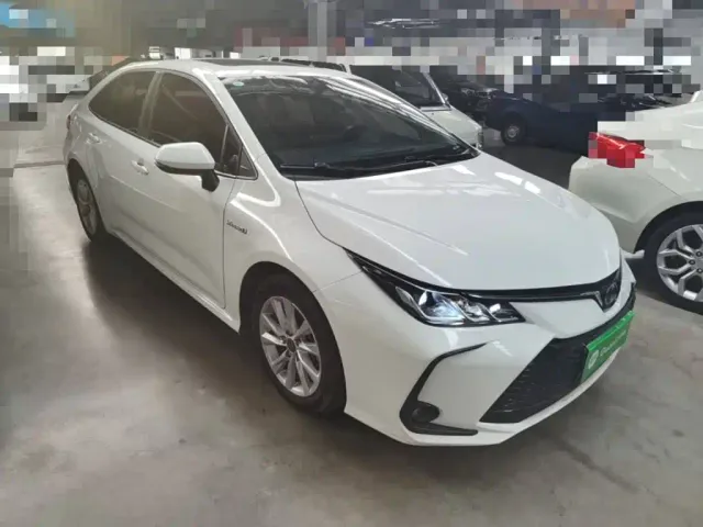 Toyota Corolla — Фото автомобиля 3