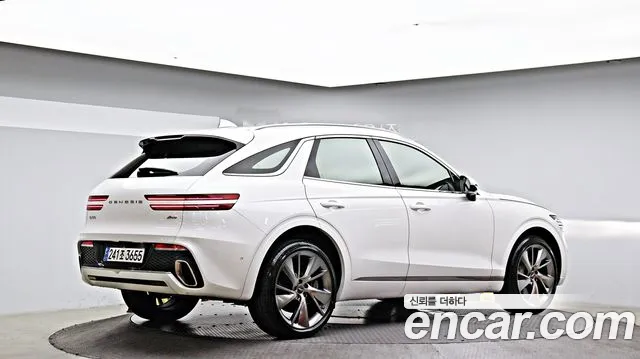 Genesis GV70 — Фото автомобиля 4