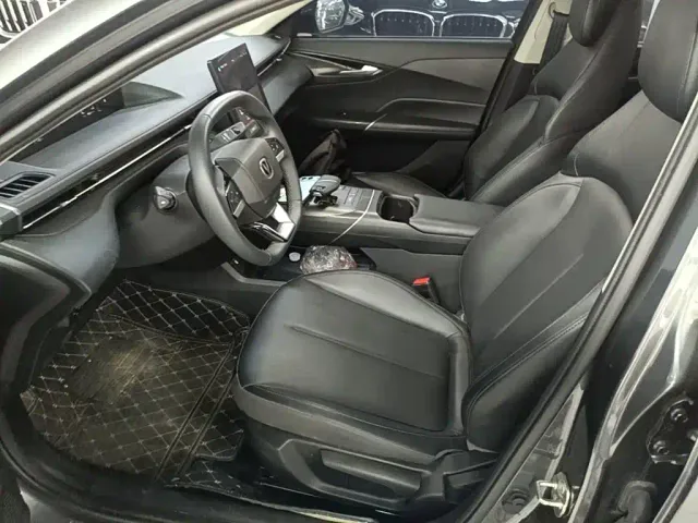Changan Eado — Фото автомобиля 14