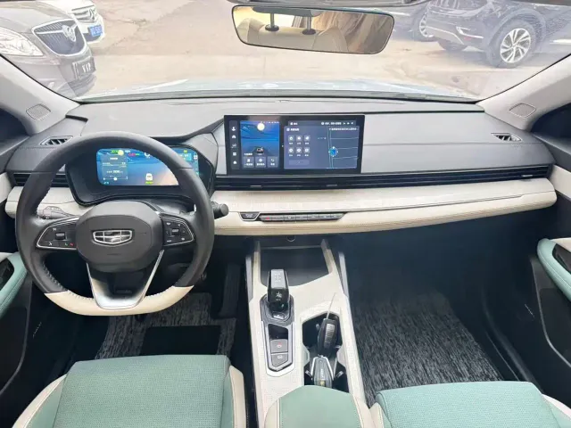 Geely Emgrand L — Фото автомобиля 7