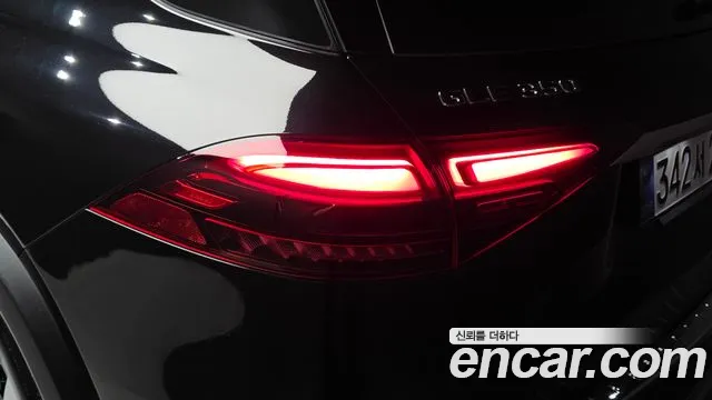 Mercedes-Benz GLE-Class — Фото автомобиля 18