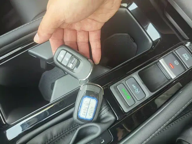 Honda Accord — Фото автомобиля 16