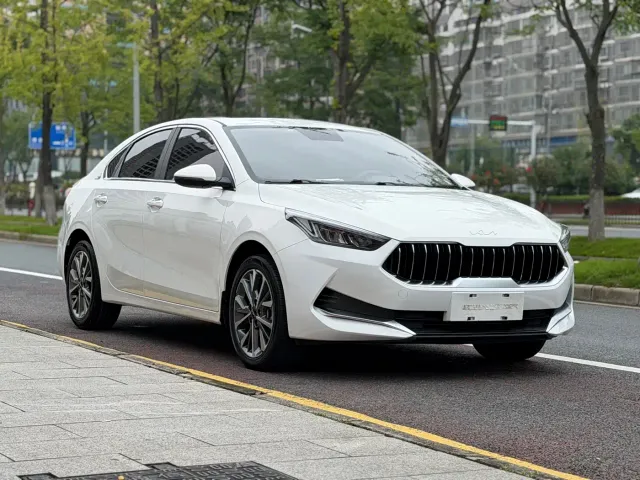 Kia K3 — Фото автомобиля 3