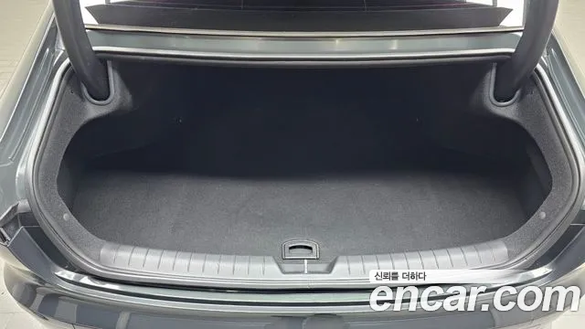 Hyundai Grandeur GN7 — Фото автомобиля 22