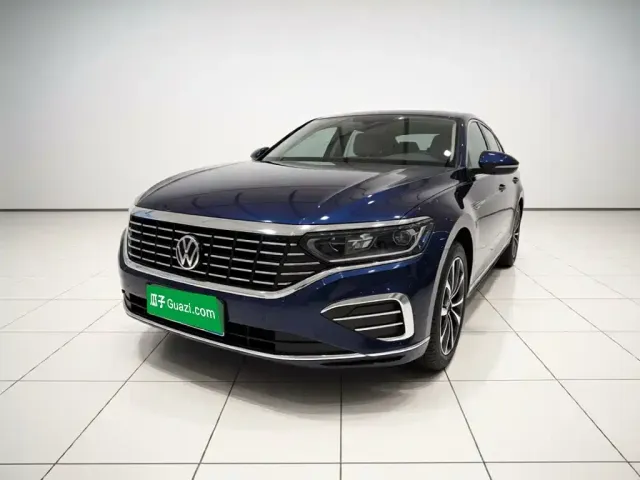 Фотография автомобиля — Volkswagen Passat