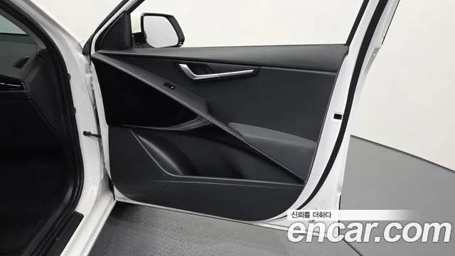 Kia Niro All Niro EV Air — Фото автомобиля 24